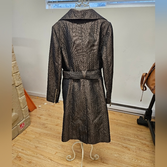 Cole Haan trench coat - Picture 10 of 15
